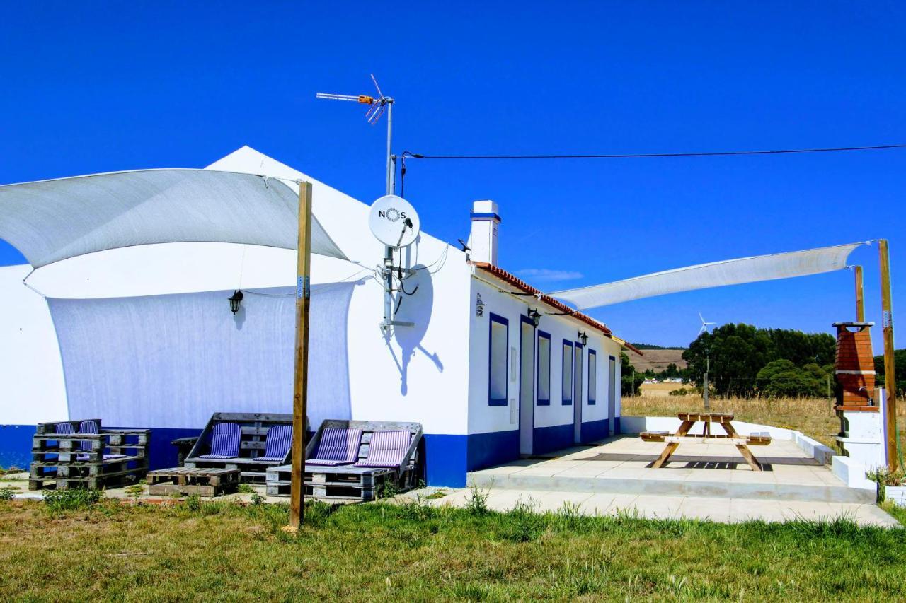 Monte Costa Luz Guest House Porto Covo Exterior photo